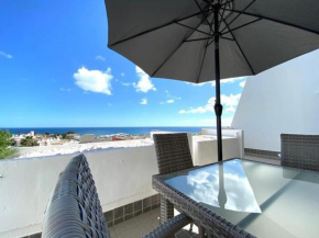 Beach Apartment - Amazing Ocean View